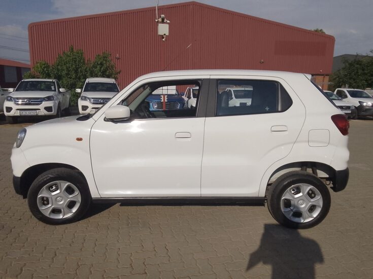 2021 SUZUKI SPRESSO 1.0 GL+ MANUAL – Left Side Photo