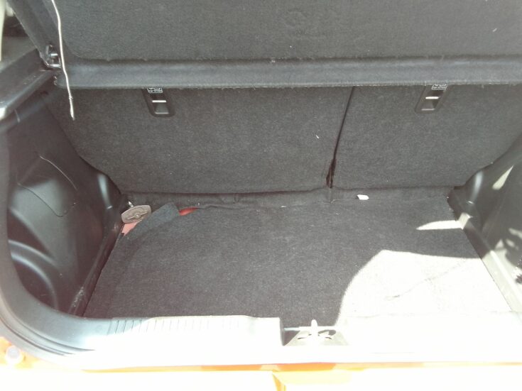 2021 SUZUKI SWIFT 1.2 GL AMT – Boot / Loadbin