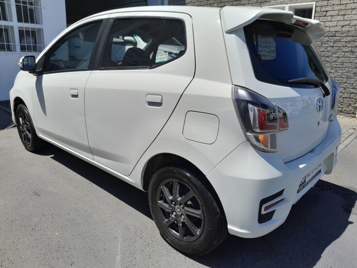 2021 TOYOTA AGYA 1.0 AT – Back Feature Photo