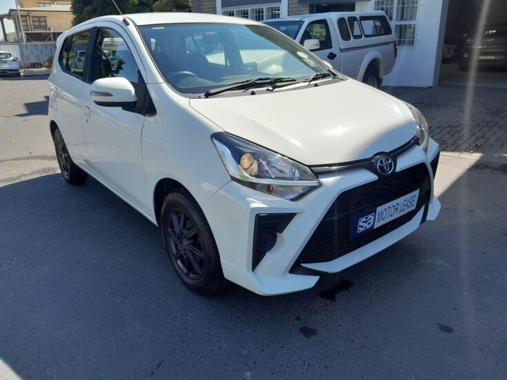 2021 TOYOTA AGYA 1.0 AT – Front Feature Photo