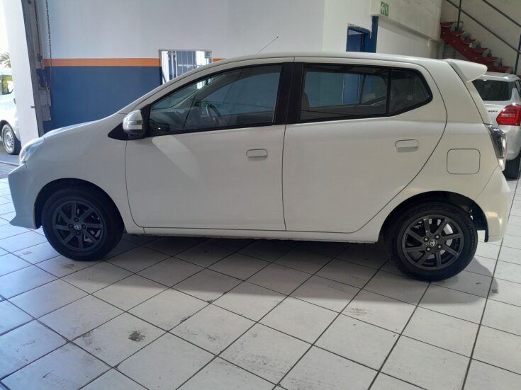 2021 TOYOTA AGYA 1.0 AUTO – Left Side Photo