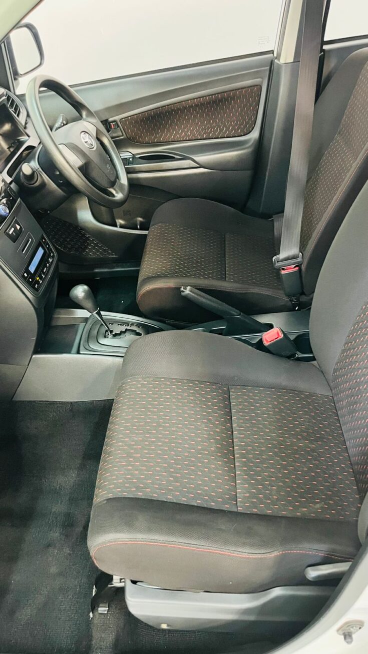 2021 TOYOTA AVANZA 1.5 SX A/T – Front Seats