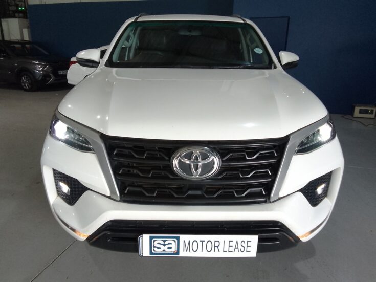 2021 TOYOTA FORTUNER 2.4GD-6 R/B A/T – Front Photo