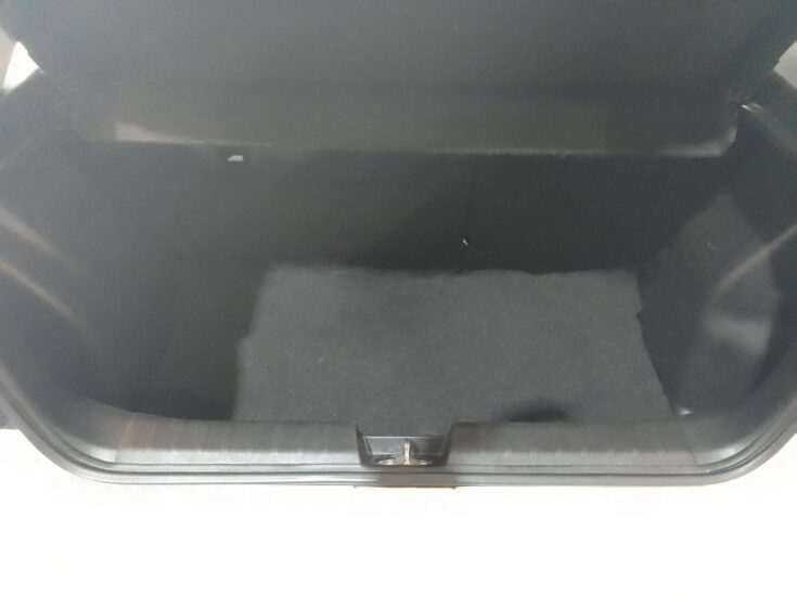 2021 TOYOTA STARLET 1.4 XI – Boot / Loadbin