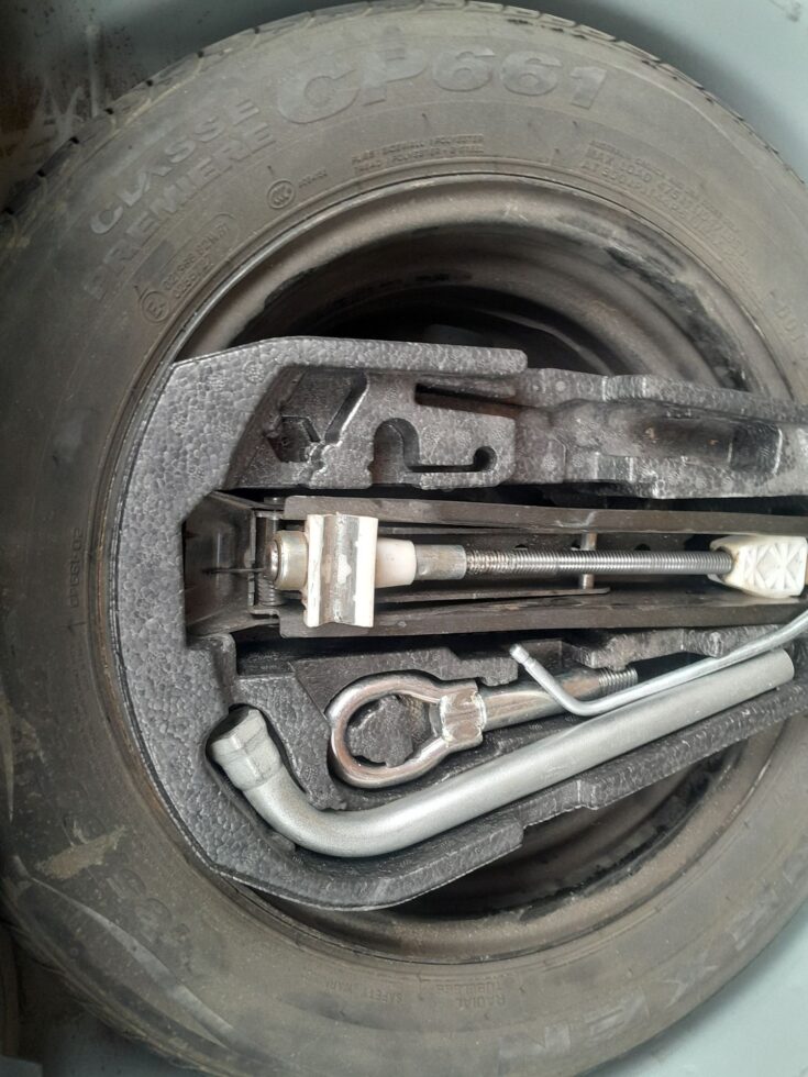 2021 VW POLO VIVO 1.4 TRENDLINE MANUAL – Spare Wheel