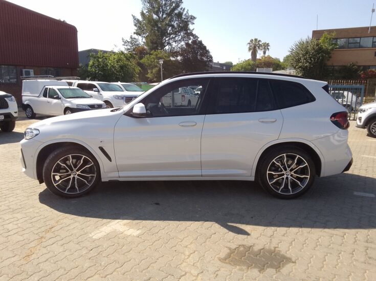 2022 BMW X3 XDRIVE 20D – Left Side Photo