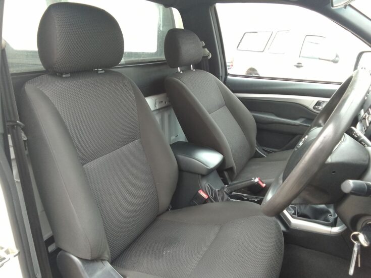 2022 GWM STEED 2.0 SINGLE CAB S 4X2 – Front Seats