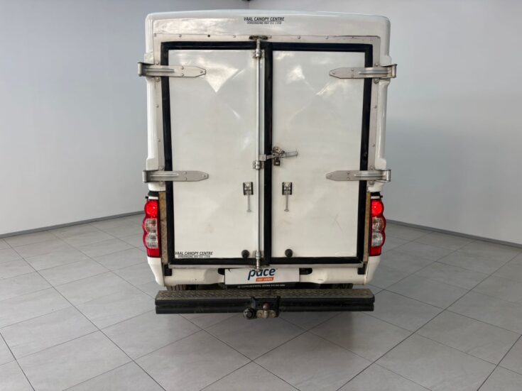 2022 GWM STEED 5 2.0S S/C P/U – Right Side Photo