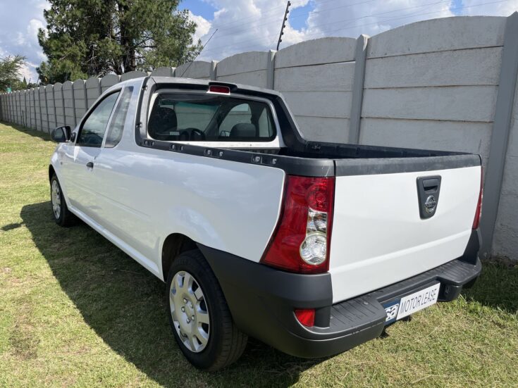 2022 NISSAN NP200 1.6 A/C SAFETY PACK P/U S/C – Back Feature Photo