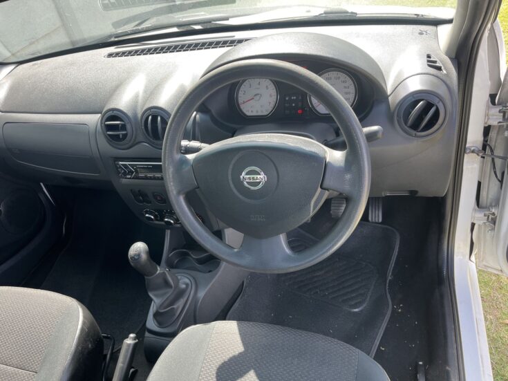 2022 NISSAN NP200 1.6 A/C SAFETY PACK P/U S/C – Dashboard
