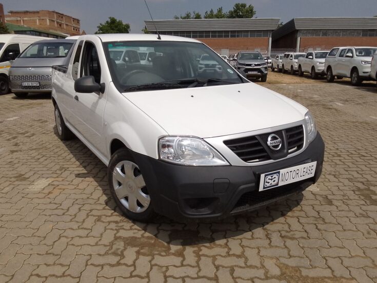 2022 NISSAN NP200 1.6 A/C SAFETY PACK P/U S/C – Front Feature Photo