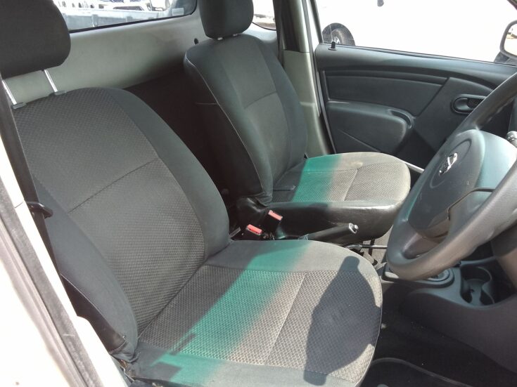 2022 NISSAN NP200 1.6 A/C SAFETY PACK P/U S/C – Front Seats