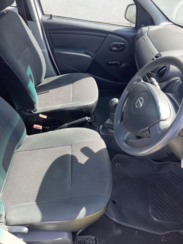 2022 NISSAN NP200 1.6 A/C SAFETY PACK P/U S/C – Front Seats