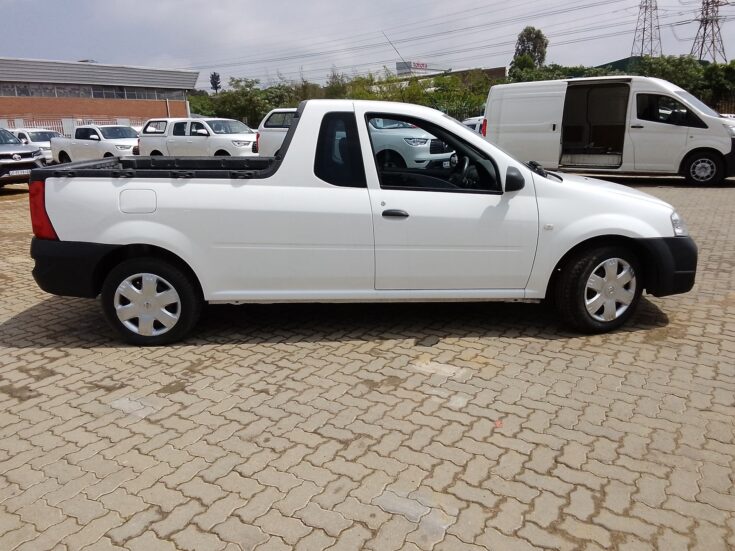 2022 NISSAN NP200 1.6 A/C SAFETY PACK P/U S/C – Right Side Photo