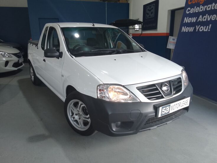 2022 NISSAN NP200 1.6 A/C SAFETY PACK PU/C S/C – Front Feature Photo