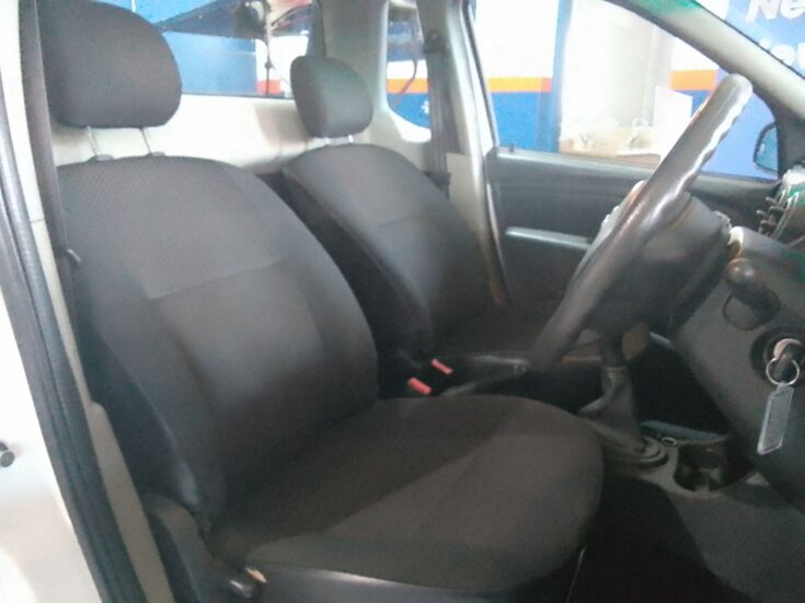 2022 NISSAN NP200 1.6 A/C SAFETY PACK PU/C S/C – Front Seats