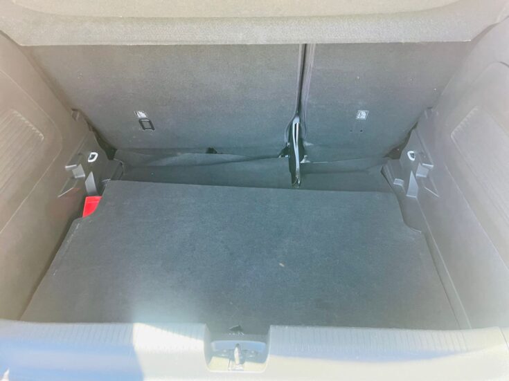 2022 OPEL CROSSLAND 1.2 – Boot / Loadbin
