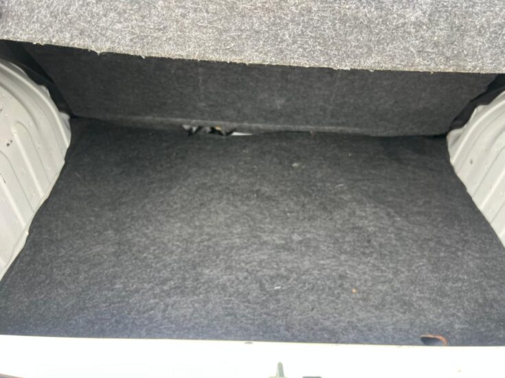 2022 RENAULT KWID DYNAMIQUE MANUAL – Boot / Loadbin