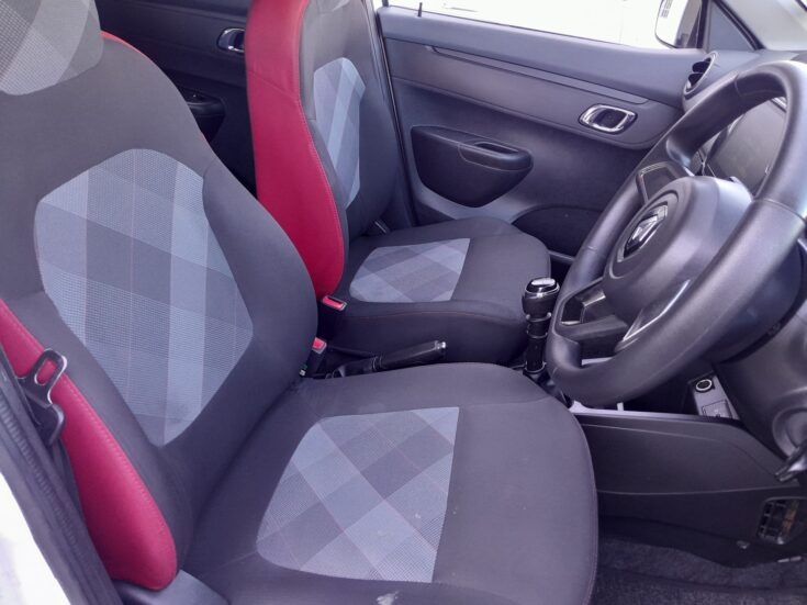 2022 RENAULT KWID DYNAMIQUE MANUAL – Front Seats