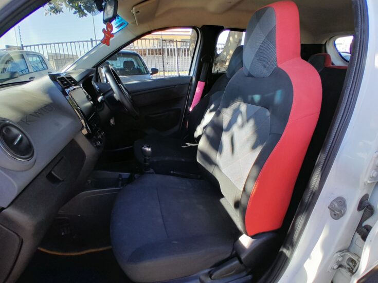 2022 RENAULT KWID DYNAMIQUE MANUAL – Front Seats