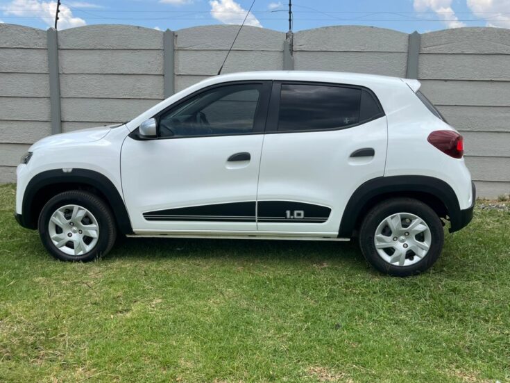 2022 RENAULT KWID DYNAMIQUE MANUAL – Left Side Photo