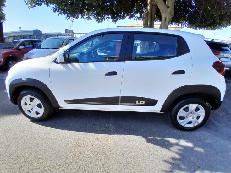 2022 RENAULT KWID DYNAMIQUE MANUAL – Left Side Photo