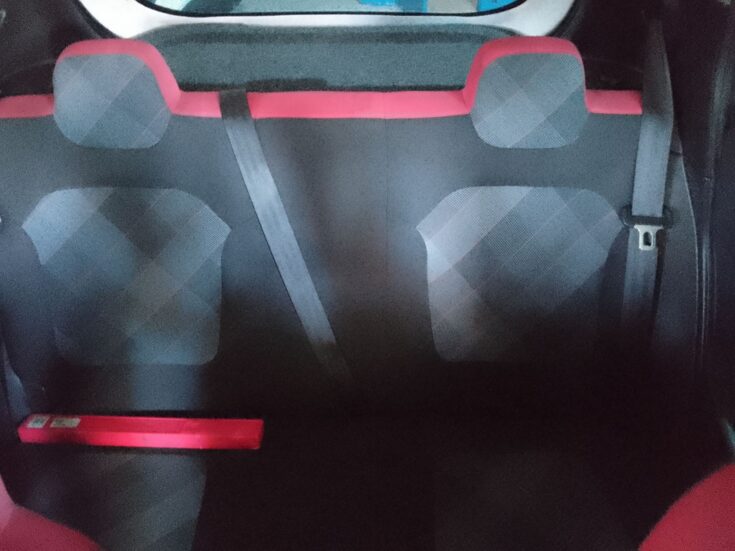 2022 RENAULT KWID DYNAMIQUE MANUAL – Rear Seats