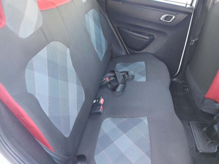 2022 RENAULT KWID DYNAMIQUE MANUAL – Rear Seats