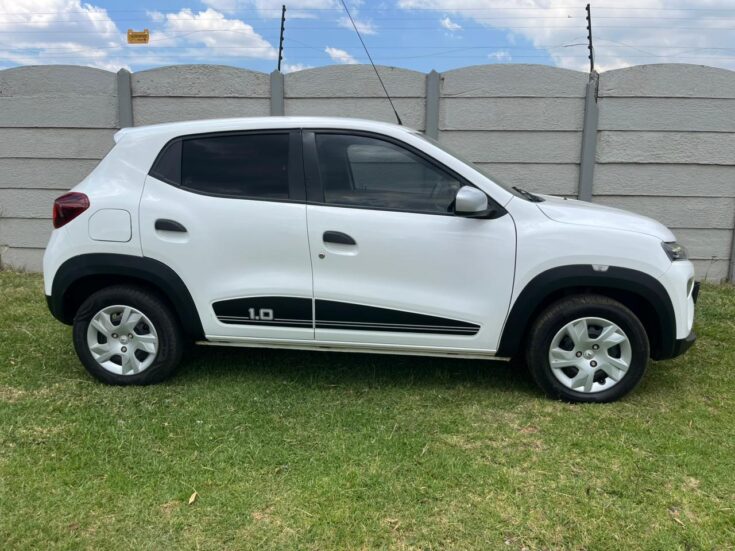 2022 RENAULT KWID DYNAMIQUE MANUAL – Right Side Photo