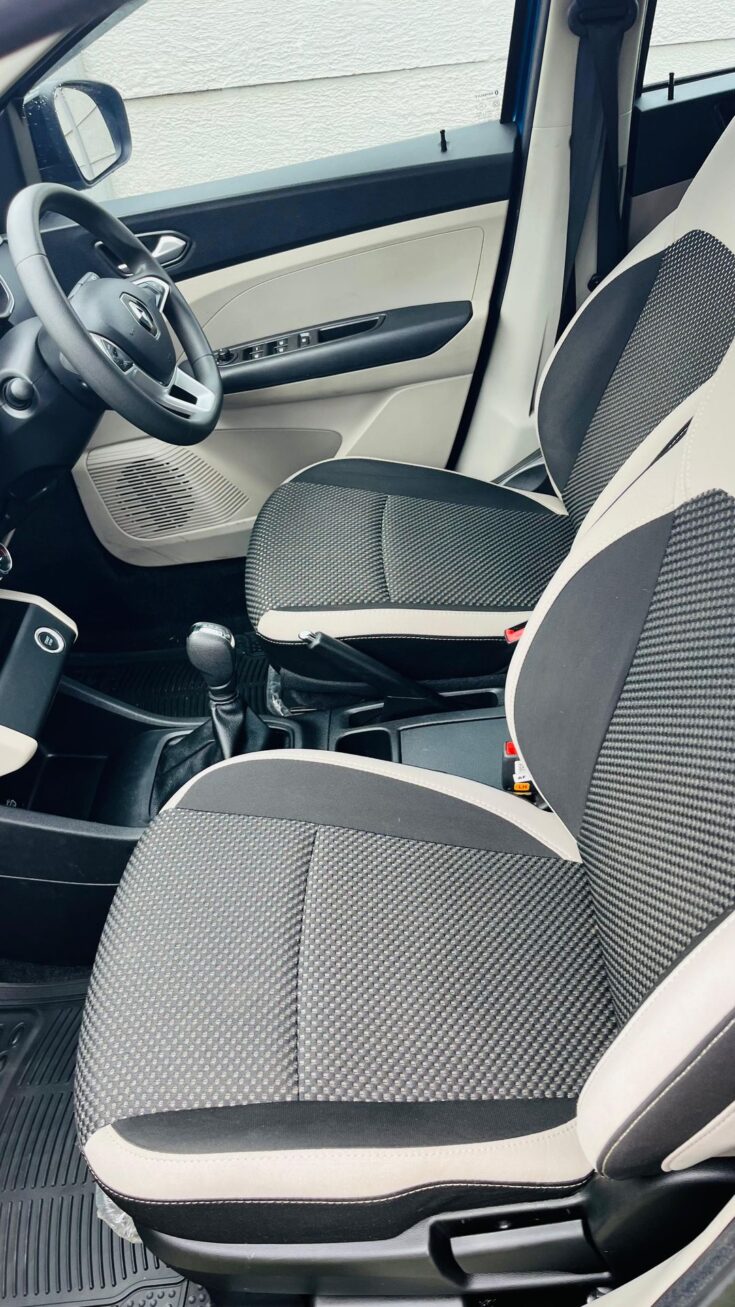 2022 RENAULT TRIBER 1.0 DYNAMIQUE/ZEN – Front Seats