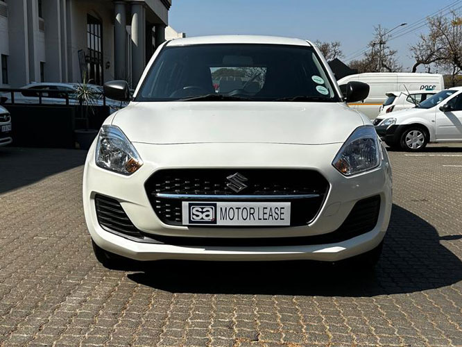 2022 Suzuki Swift 1.2 GA M/T – Front Photo