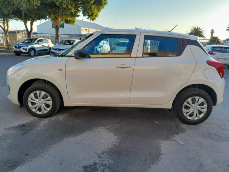 2022 SUZUKI SWIFT 1.2 GA MANUAL – Left Side Photo