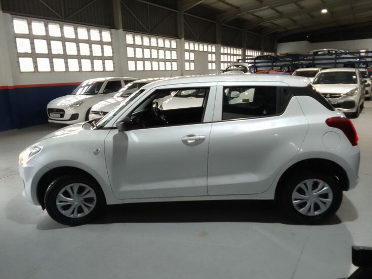 2022 SUZUKI SWIFT 1.2 GA MANUAL – Left Side Photo