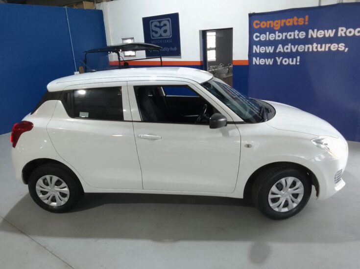 2022 SUZUKI SWIFT 1.2 GA MANUAL – Right Side Photo