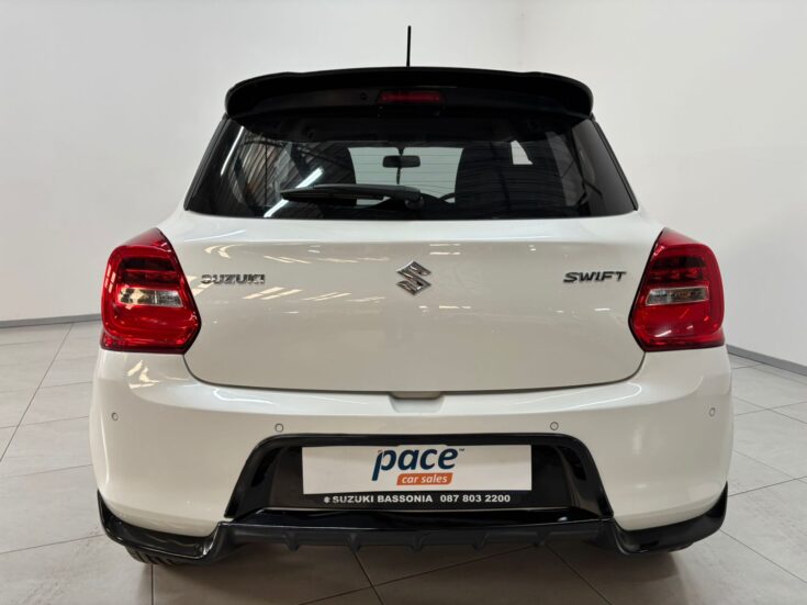 2022 SUZUKI SWIFT 1.2 GLX – Back Photo