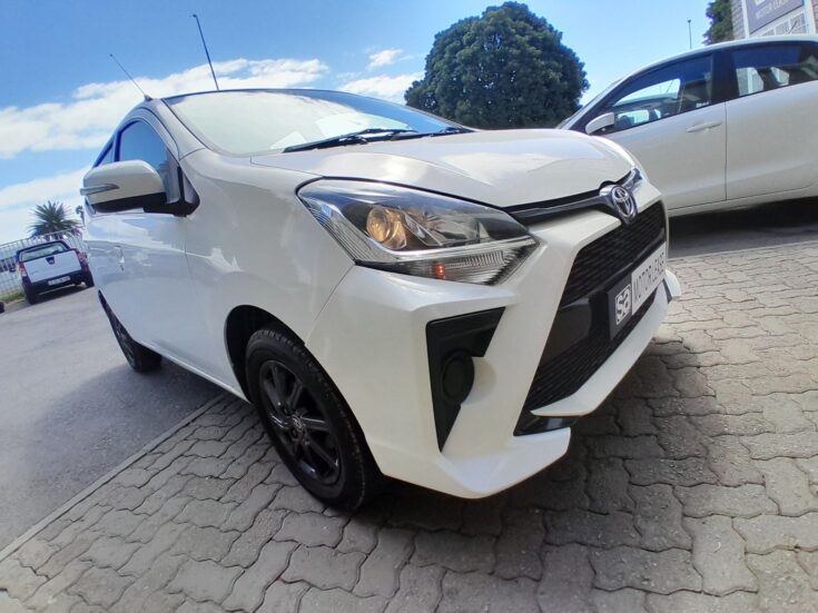 2022 Toyota Agya 1.0 A/T – Front Feature Photo
