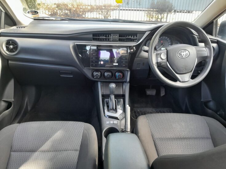 2022 TOYOTA COROLLA QUEST PLSU 1.8 CVT – Interior