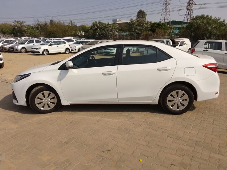 2022 TOYOTA COROLLA QUEST PLUS 1.8 CVT – Left Side Photo