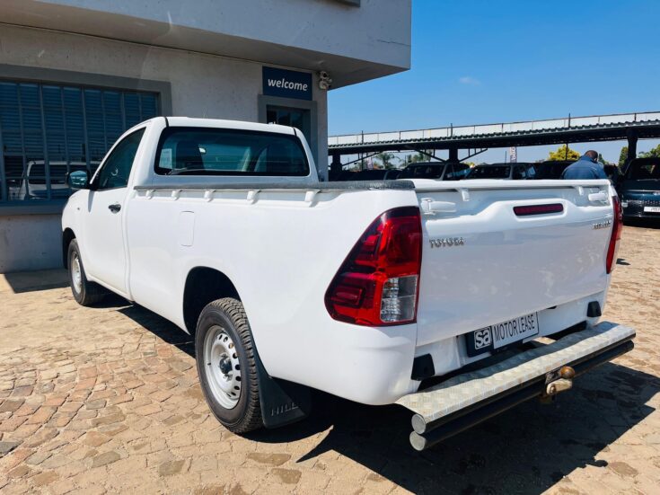 2022 TOYOTA HILUX 2.4 GD S A/C P/U S/C – Back Feature Photo