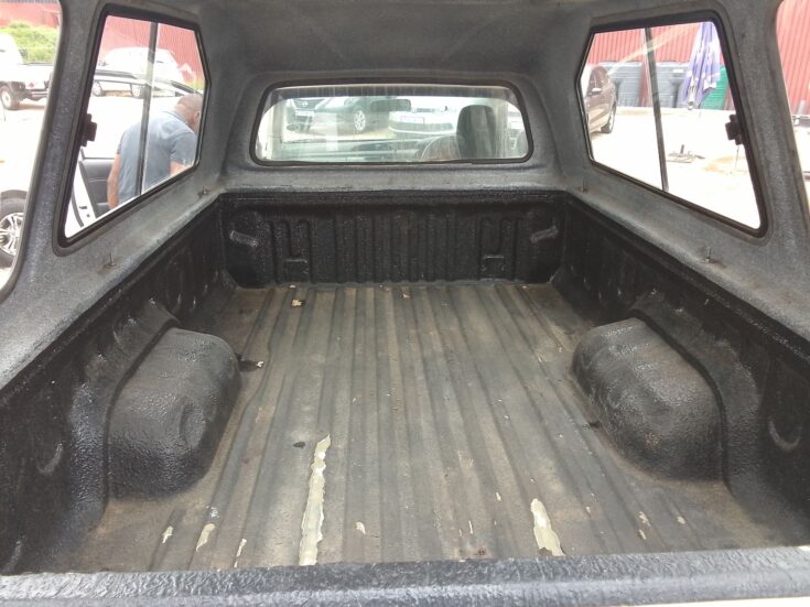 2022 TOYOTA HILUX 2.4 GD S A/C P/U S/C – Boot / Loadbin