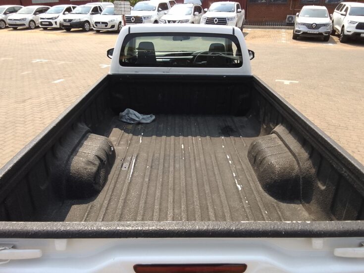2022 TOYOTA HILUX 2.4 GD S A/C P/U S/C – Boot / Loadbin