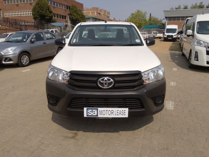 2022 TOYOTA HILUX 2.4 GD S A/C P/U S/C – Front Photo