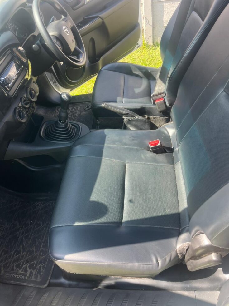 2022 TOYOTA HILUX 2.4 GD S A/C P/U S/C – Rear Seats