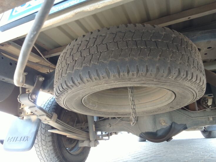 2022 TOYOTA HILUX 2.4 GD S A/C P/U S/C – Spare Wheel