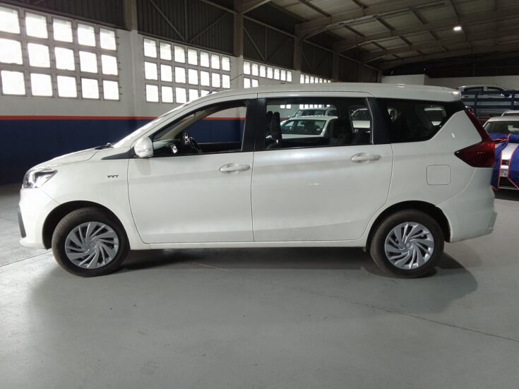 2022 TOYOTA RUMION 1.5 SX – Left Side Photo