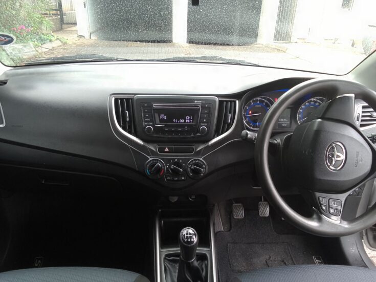 2022 TOYOTA STARKET 1.4 Xi – Dashboard