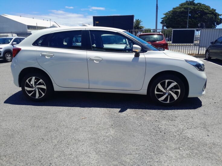 2022 TOYOTA STARLET 1.5 XS AT – Right Side Photo