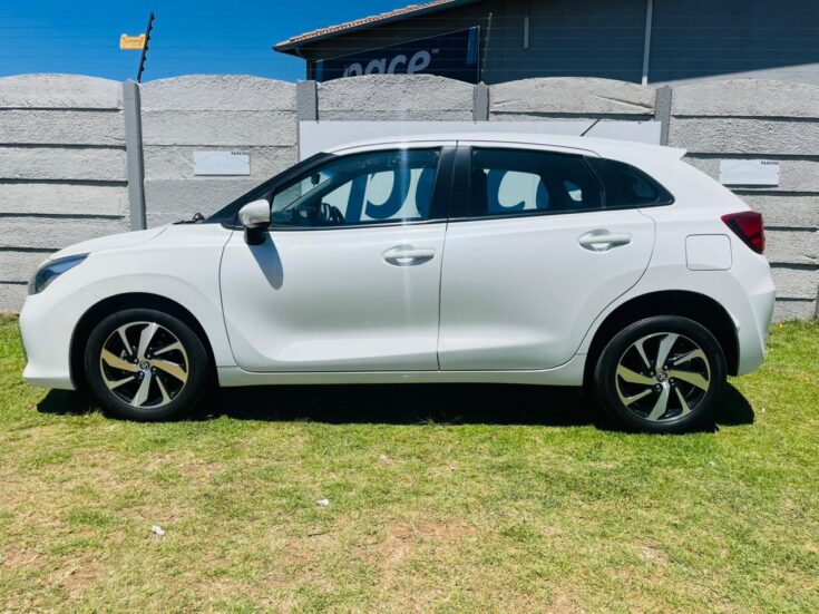 2022 TOYOTA STARLET 1.5L XS AT – Left Side Photo