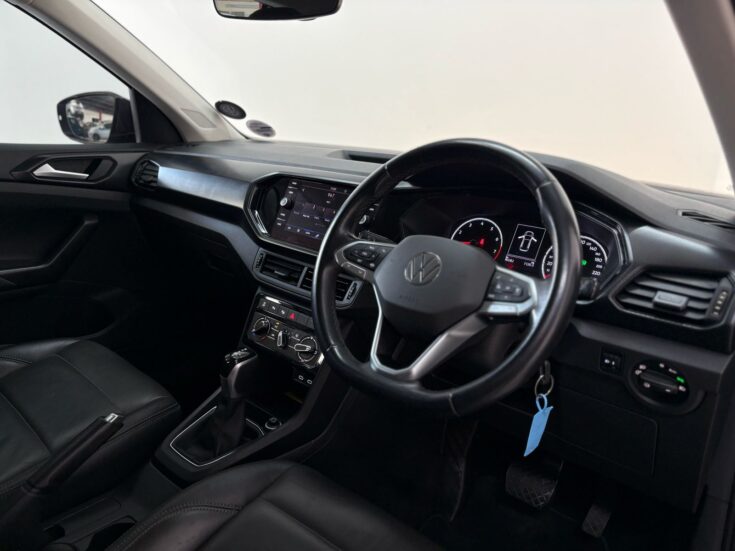 2022 VW T-CROSS 1.0 TSI COMFORTLINE DSG – Interior