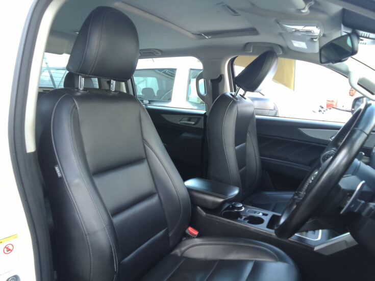 2023 GWM P-SERIES CV DCAB 2.0TD DLX 4X2 8AT – Front Seats